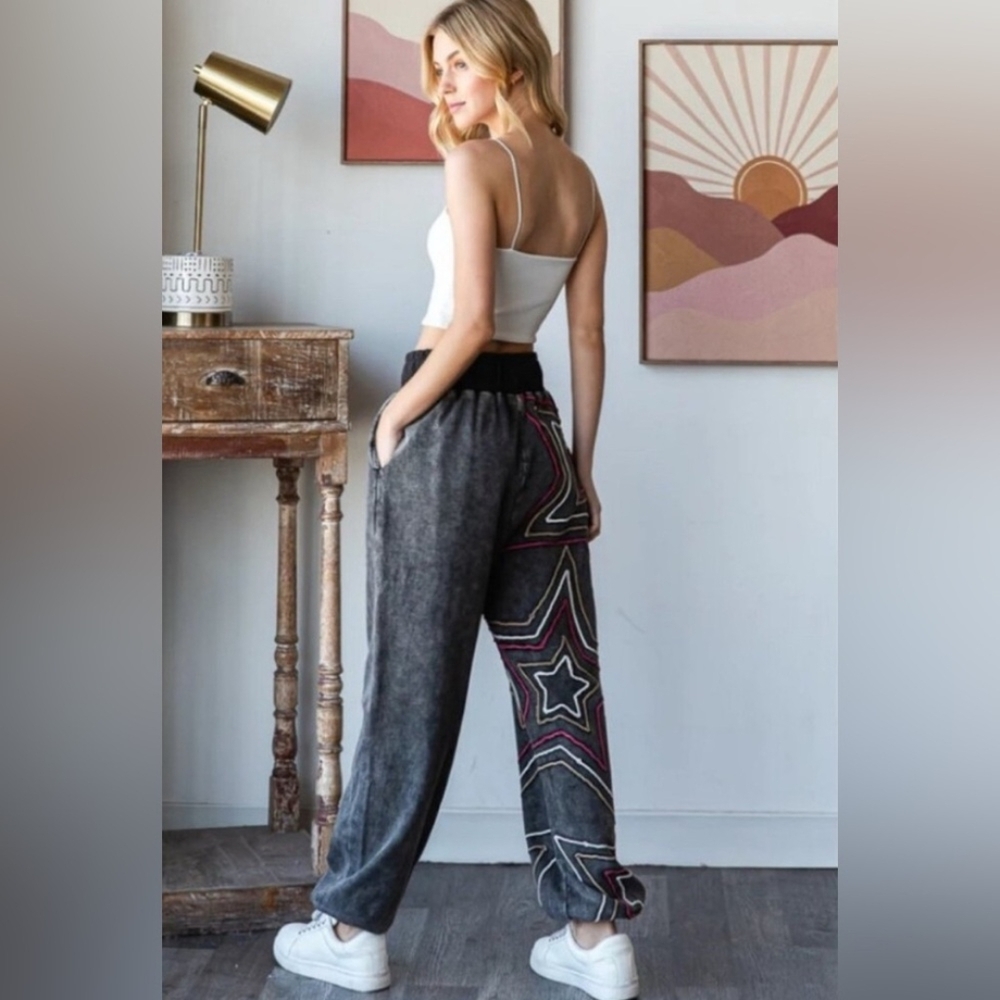New Oli And Hali Star Joggers - Picture 2 of 4